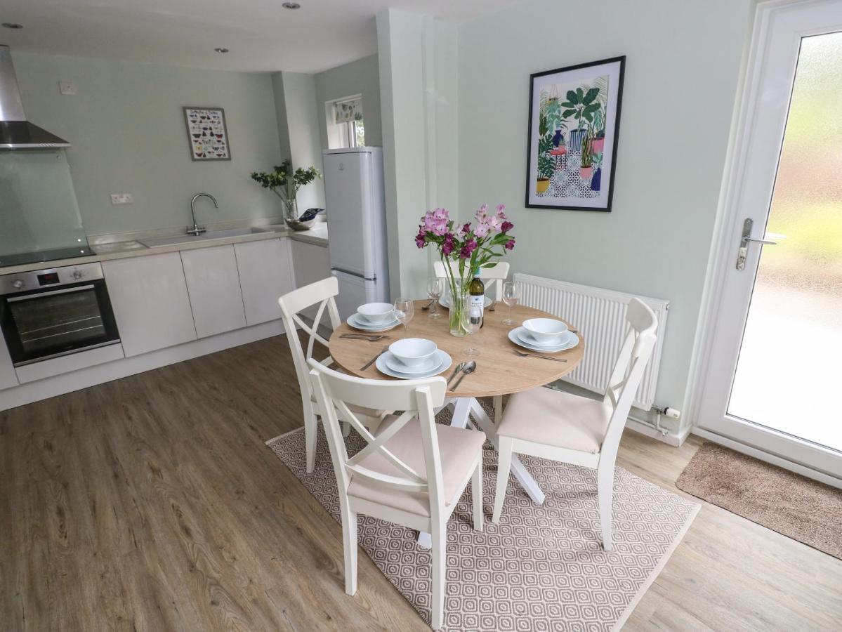 Mews Cottage Carmarthen Buitenkant foto